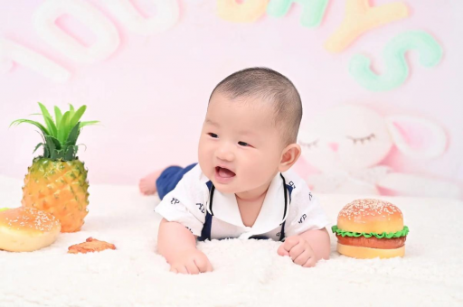 代怀包生男孩机构六个多月宝宝辅食