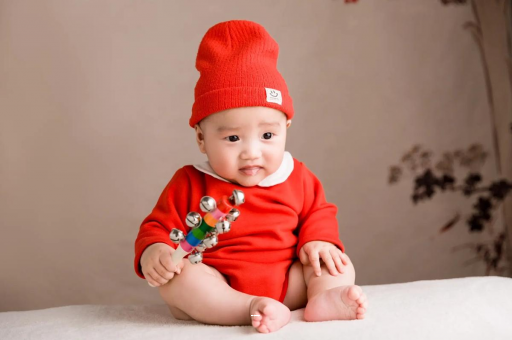 代怀包生男孩机构宝宝髋关节自检方法